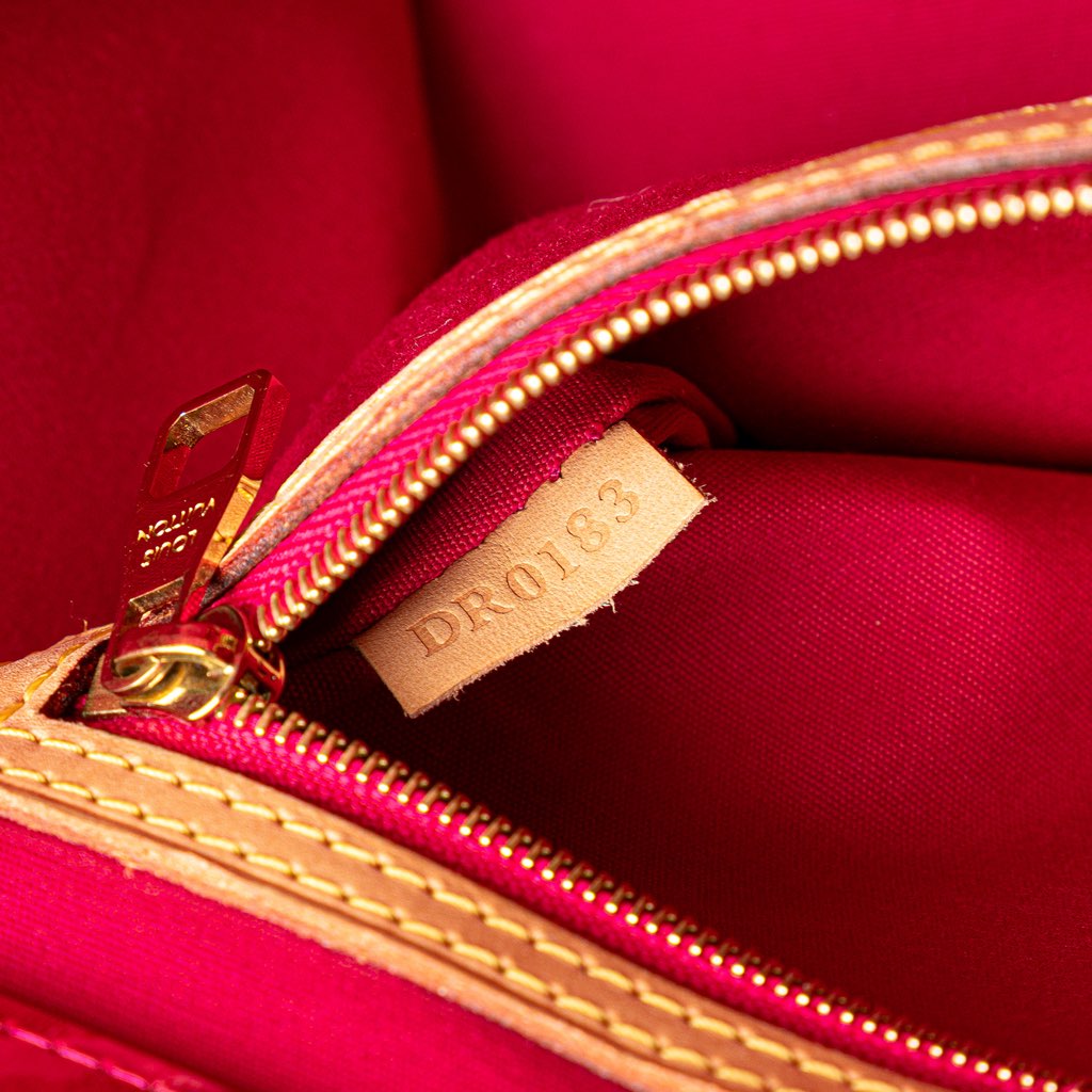 Louis Vuitton Monogram Vernis Ikat Catalina BB - Detail 1