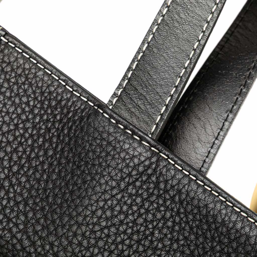 Burberry Leather Tote - Detail 2