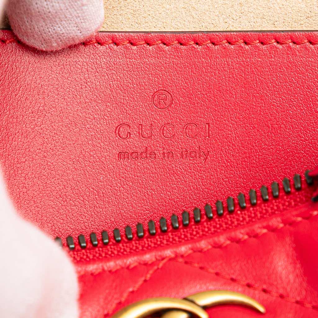 Gucci GG Marmont Matelasse Leather Shoulder Bag - Side view