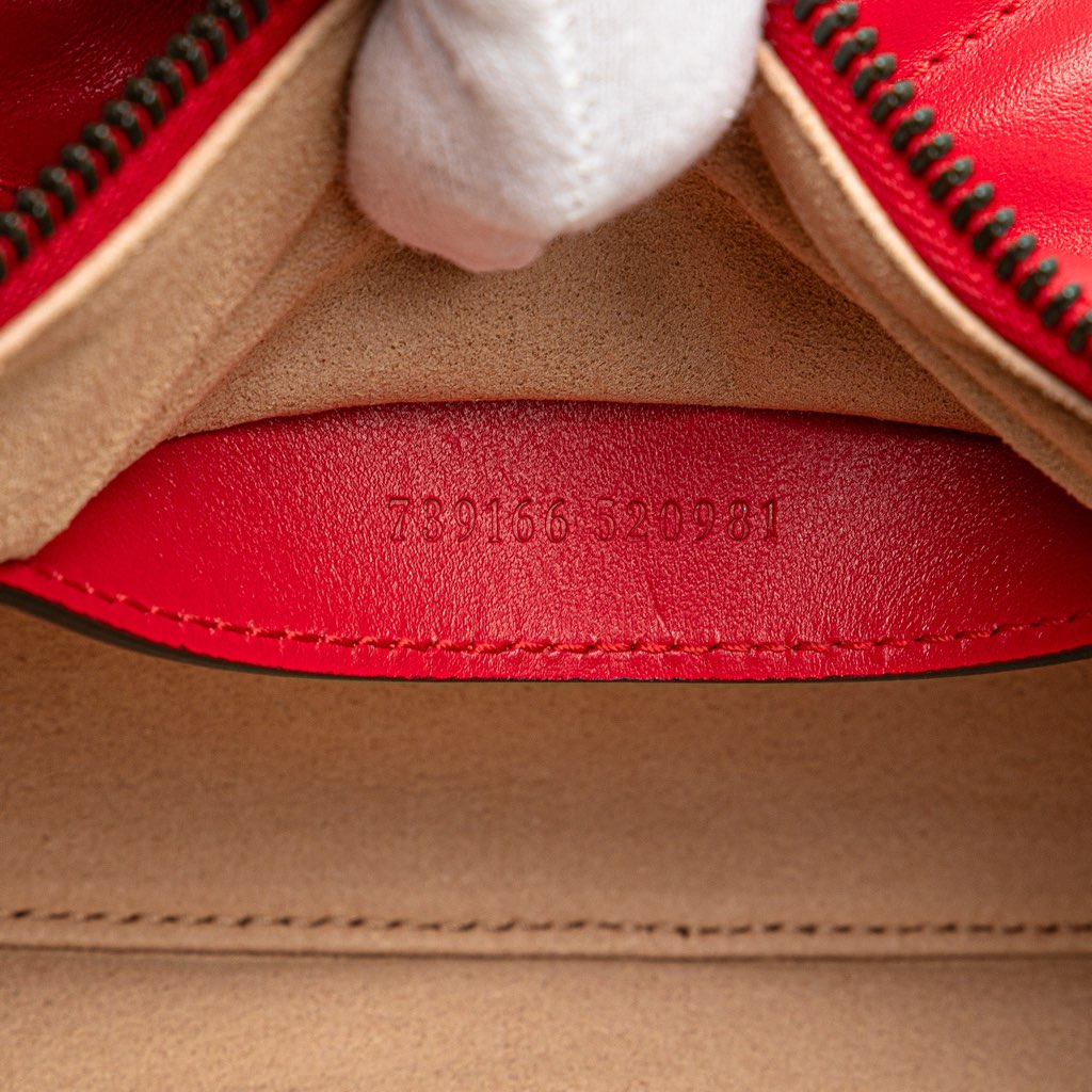Gucci GG Marmont Matelasse Leather Shoulder Bag - Detail 1