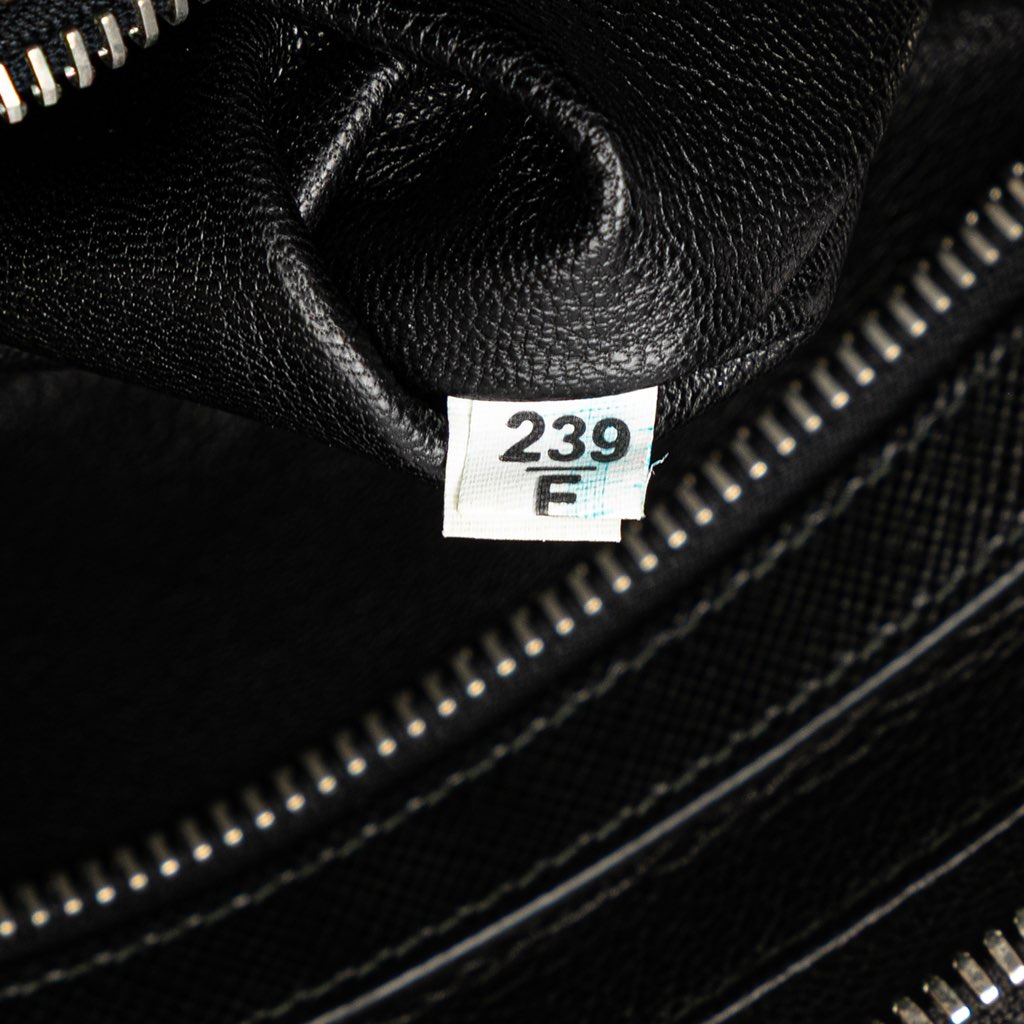 Prada Saffiano Portfolio Double Zip Clutch - Detail 2