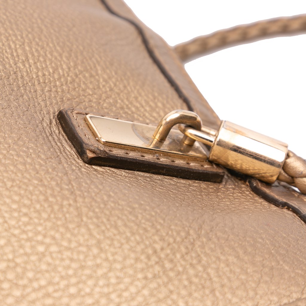 Gucci Metallic Grained Leather Bella Tote - Image 12