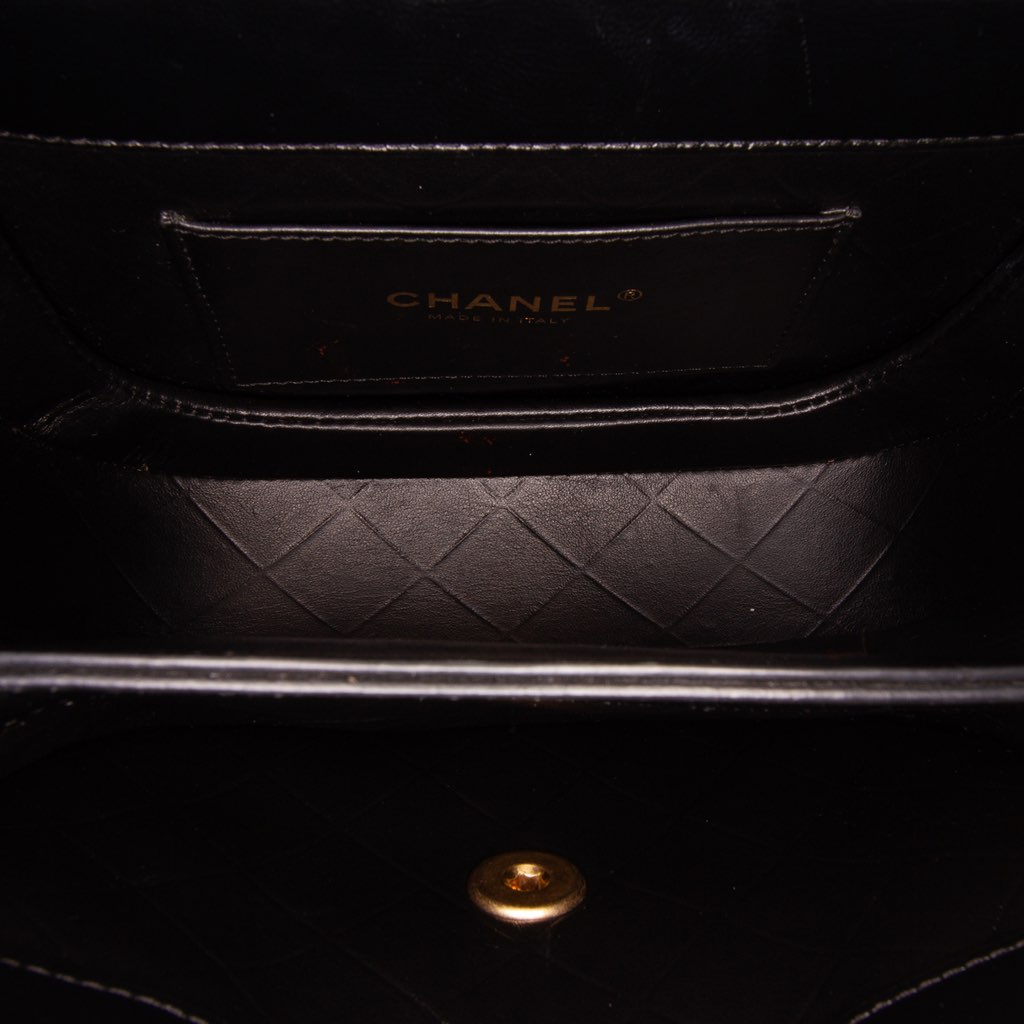 Chanel CC Quilted Calfskin Round Moon Messenger Flap - 4