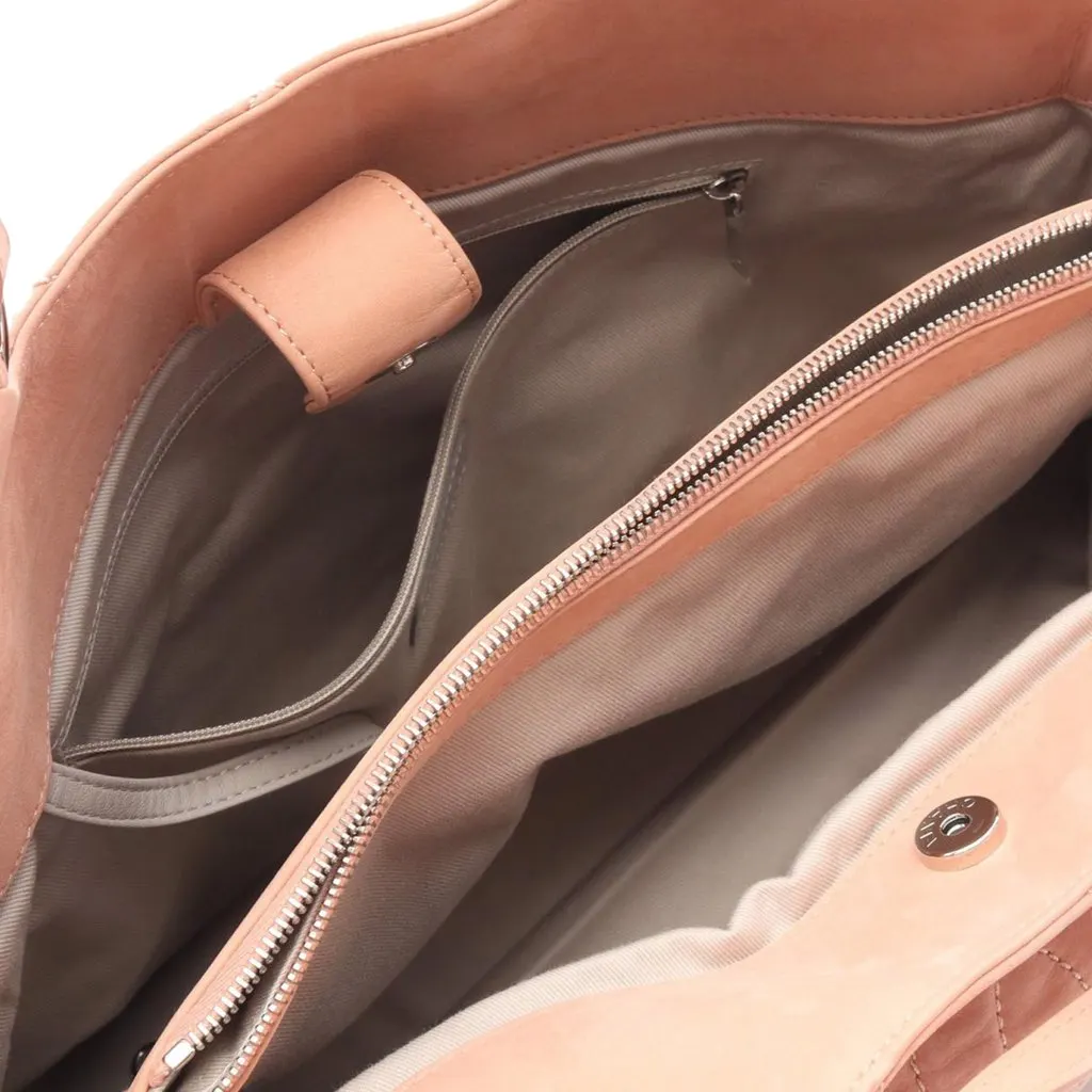 Chanel Large CC Quilted Suede Sea Hit Tote Pink Leather Very good - Inside View