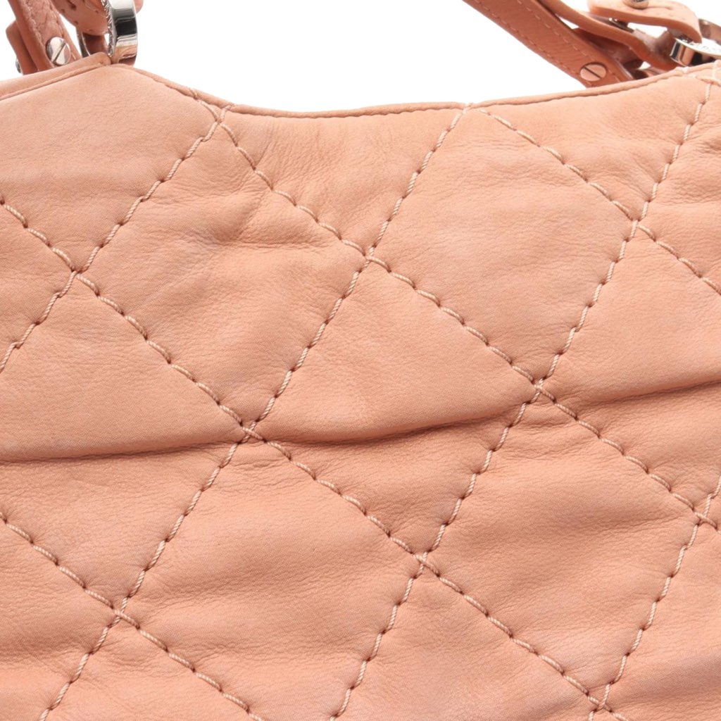 Chanel Large CC Quilted Suede Sea Hit Tote - Image 10