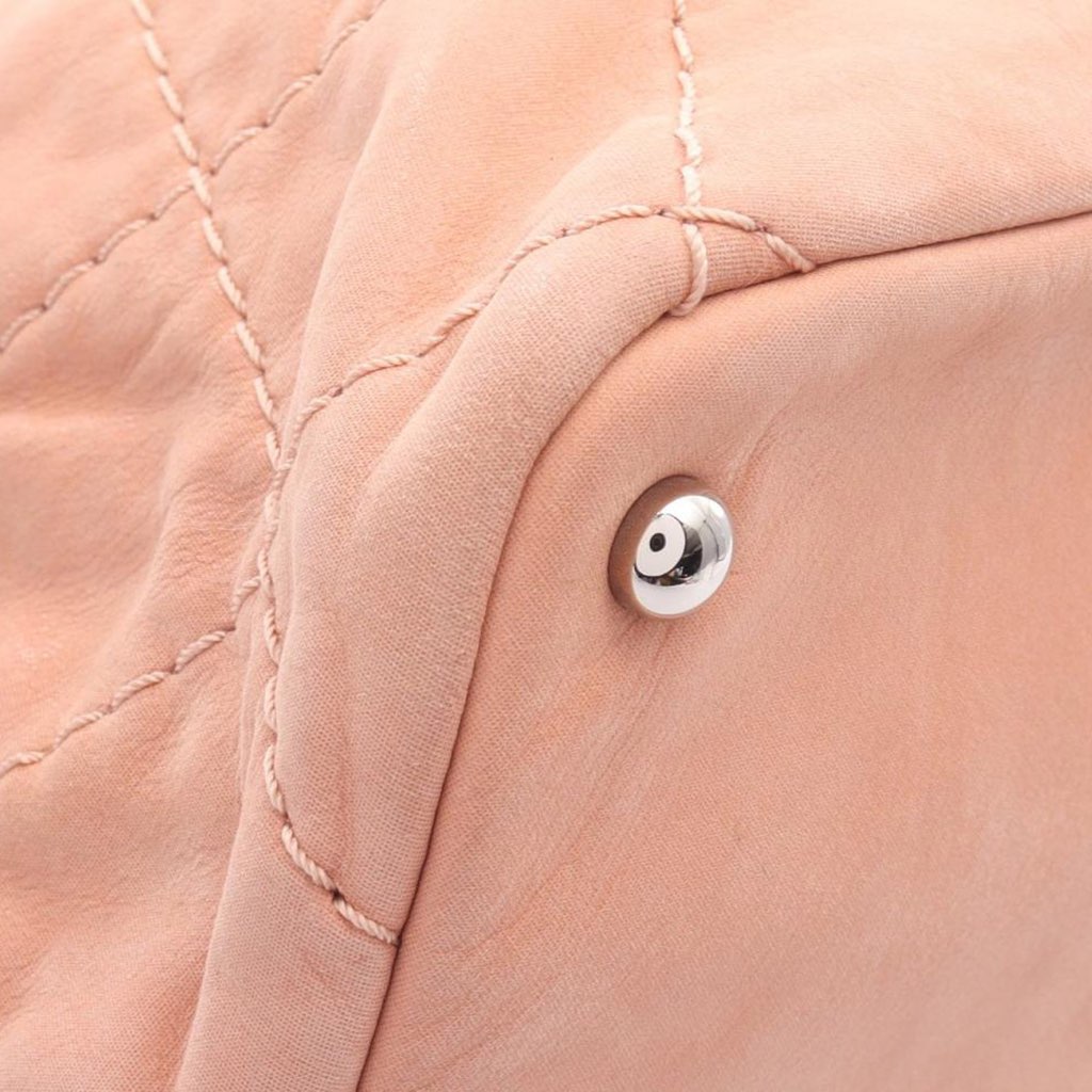 Chanel Large CC Quilted Suede Sea Hit Tote - Image 12