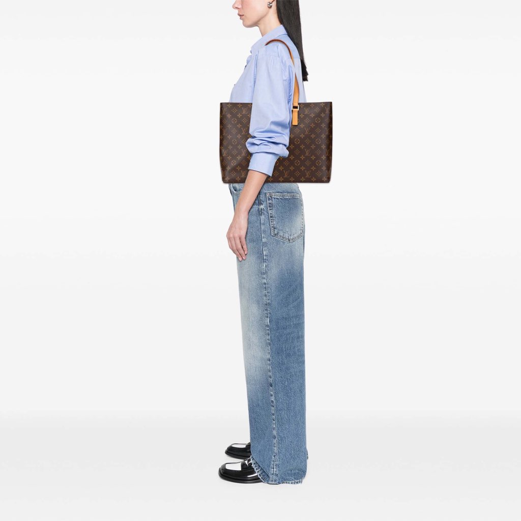 Louis Vuitton Monogram Luco - Image 13