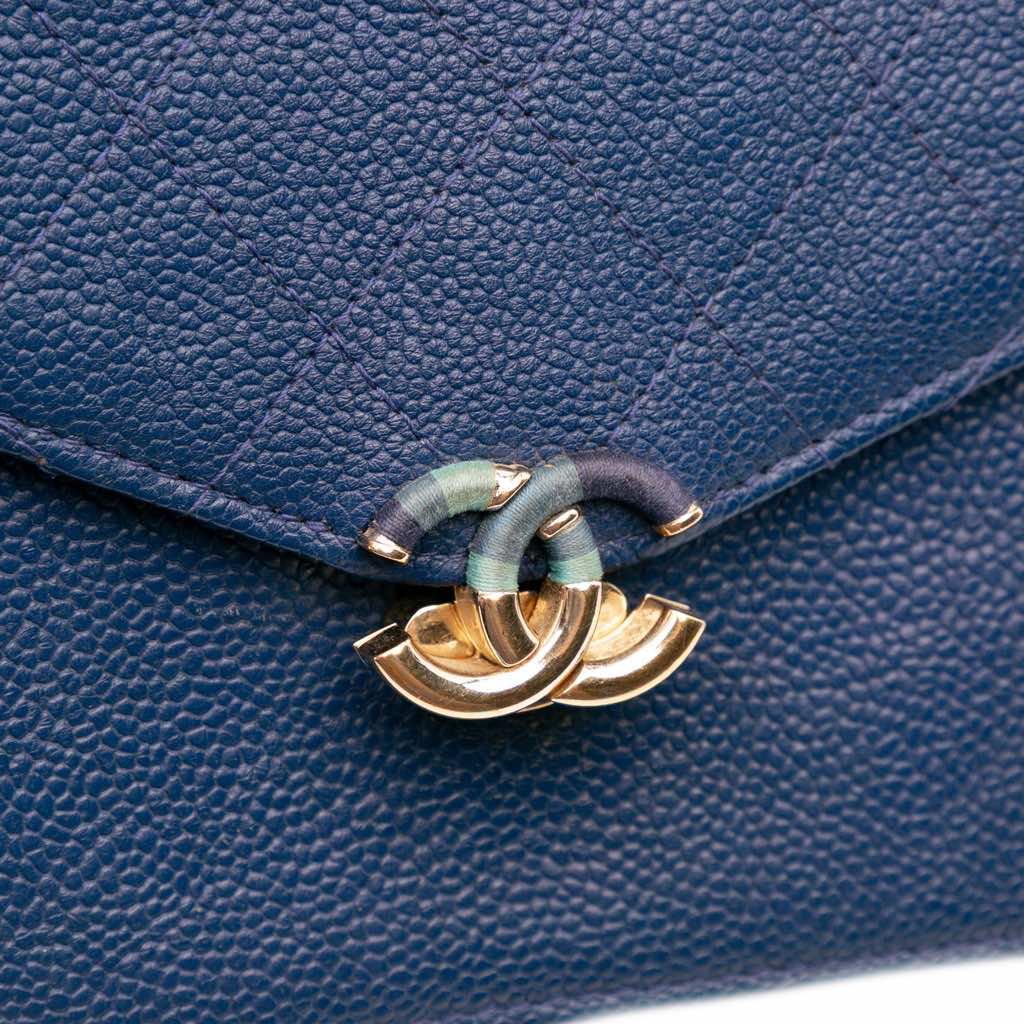 Chanel Square Quilted Grained Calfskin Cuba Thread Around Wallet On Chain - Detail 2