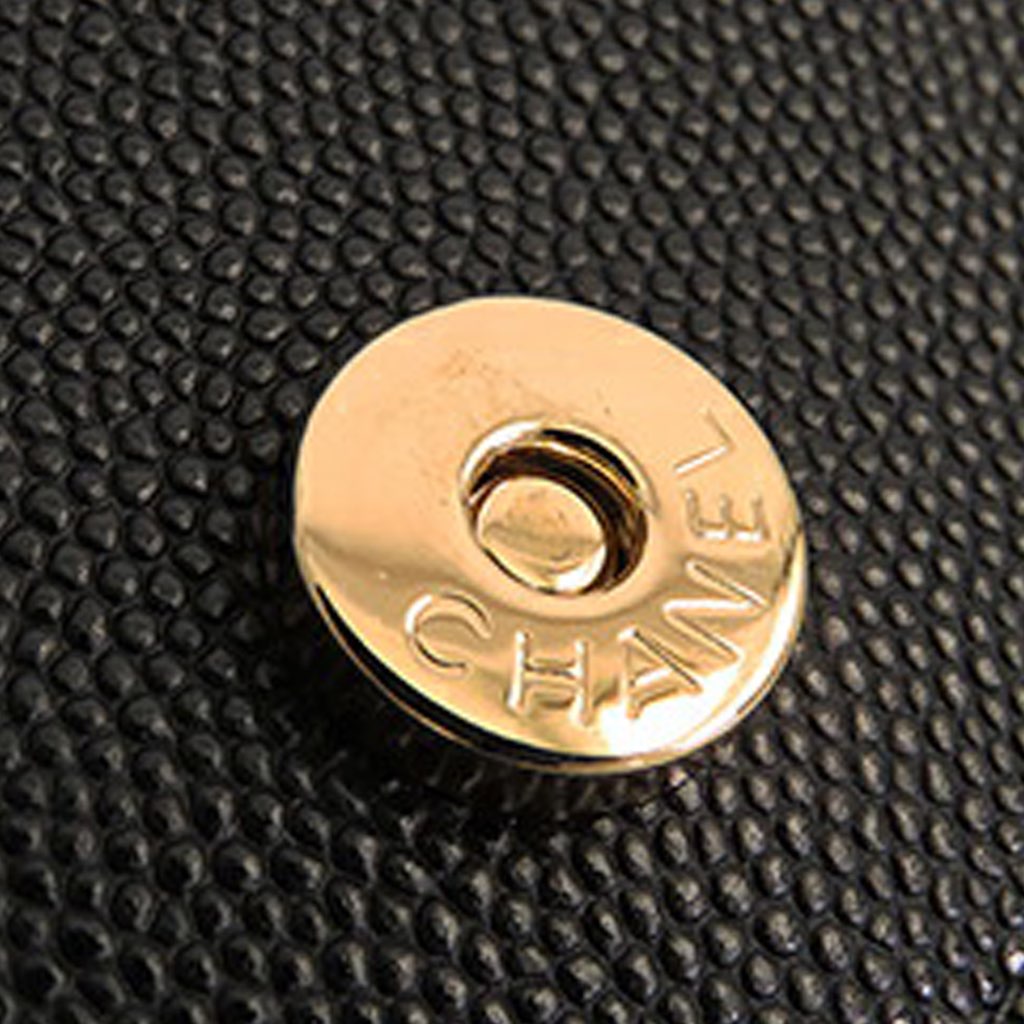 Chanel CC Quilted Caviar Pocket Twins Clutch with Chain - Detail 2