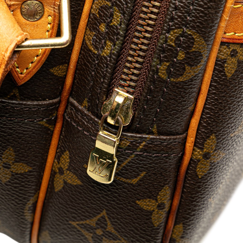 Louis Vuitton Monogram Reporter PM - Detail 2