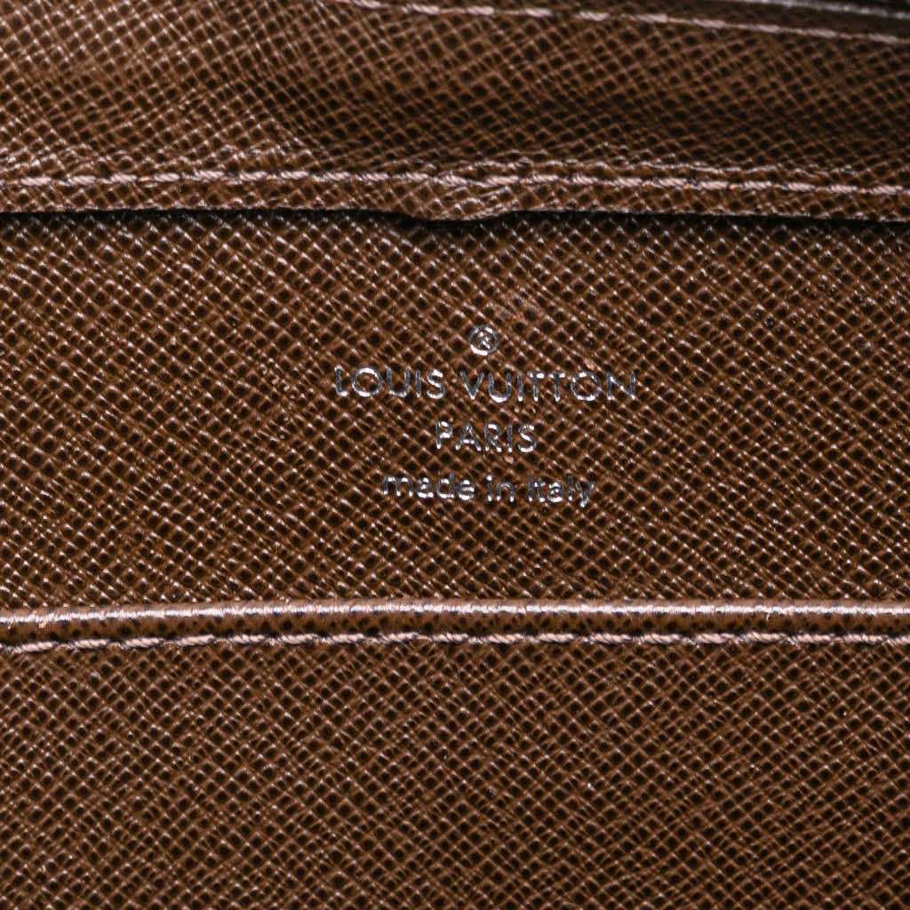 Louis Vuitton Taiga Pochette Baikal - 5