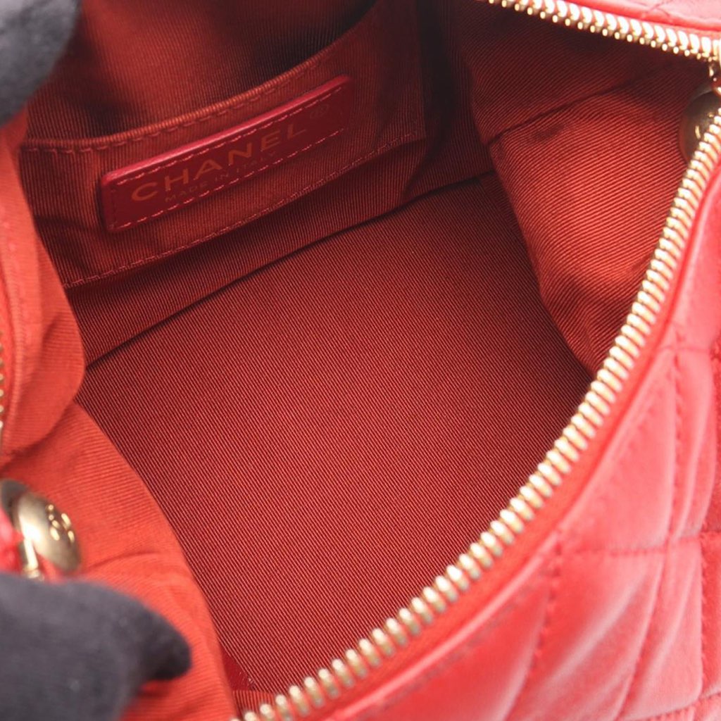 Chanel Small Quilted Lambskin Perfect Meeting Hobo - Image 6