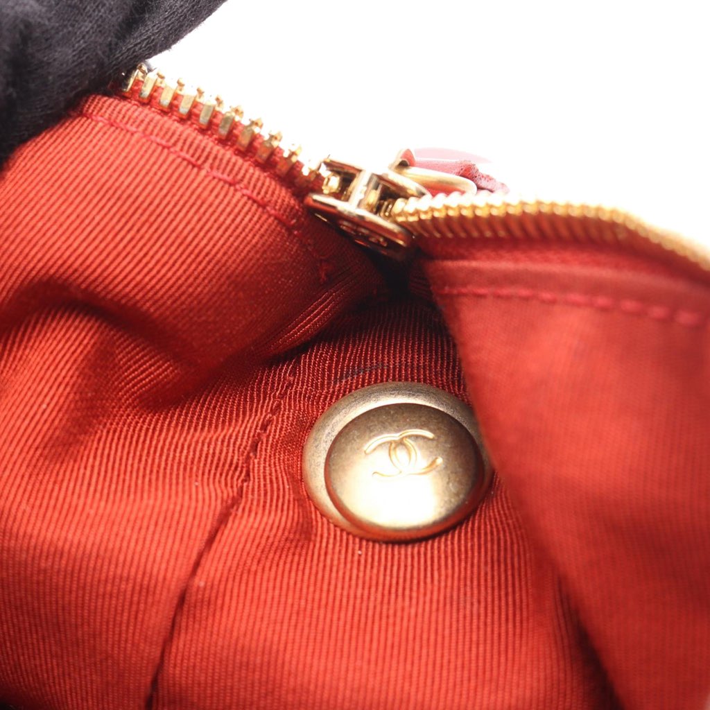 Chanel Small Quilted Lambskin Perfect Meeting Hobo - Detail 2