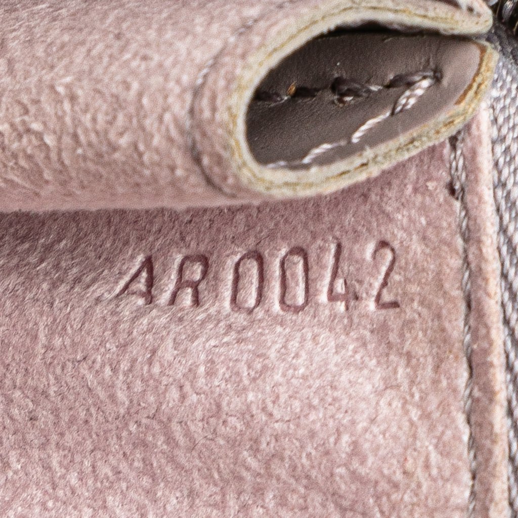 Louis Vuitton Epi Pochette Accessoires - Detail 1