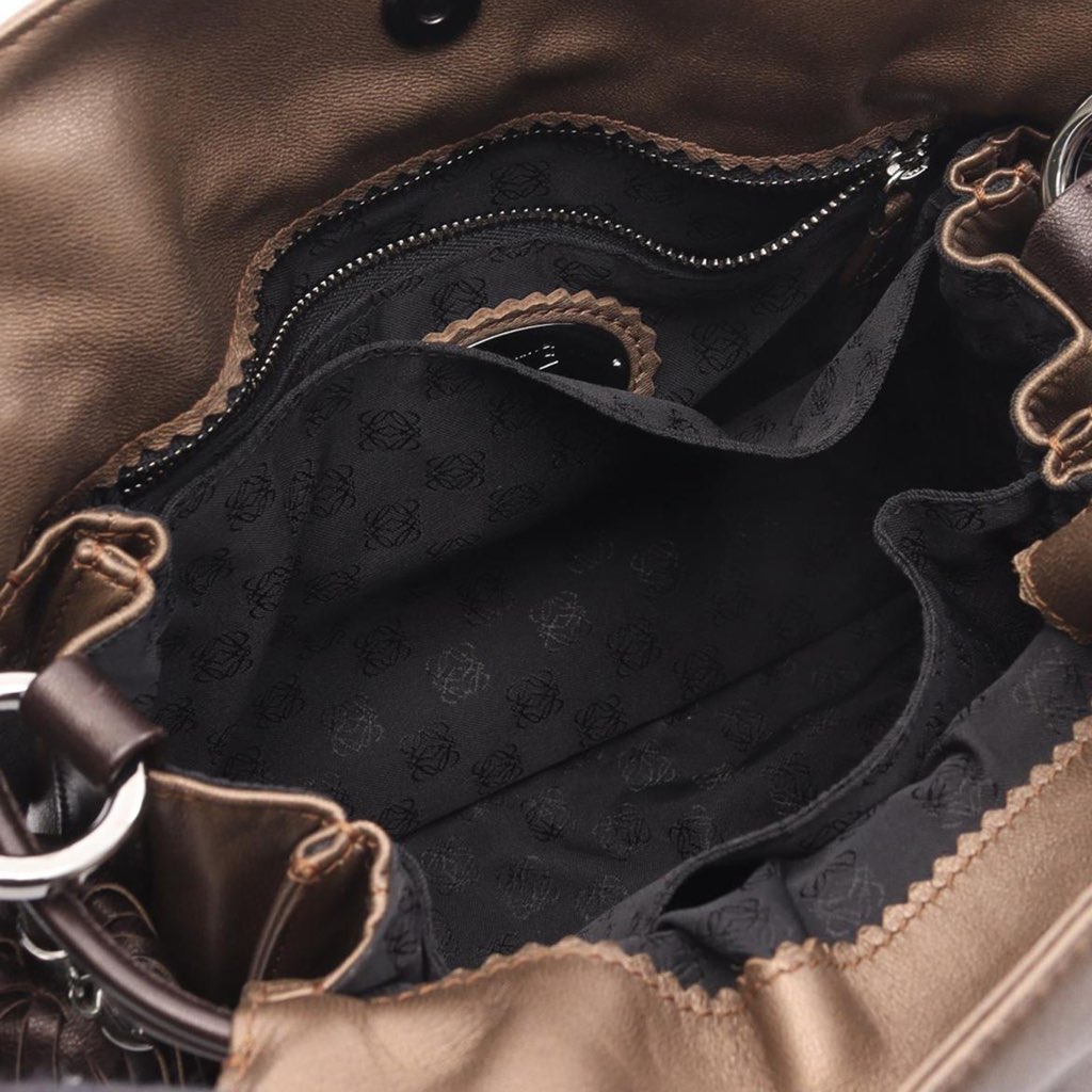 Loewe Nappa Flamenco Tassel 22 Crossbody - 3