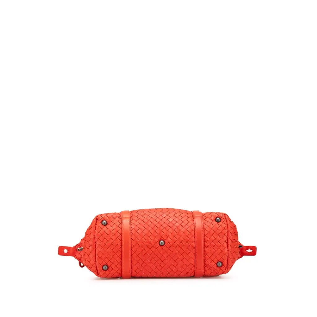 Bottega Veneta Nappa Intrecciato Montaigne Shoulder Bag Red Leather Good - Inside View