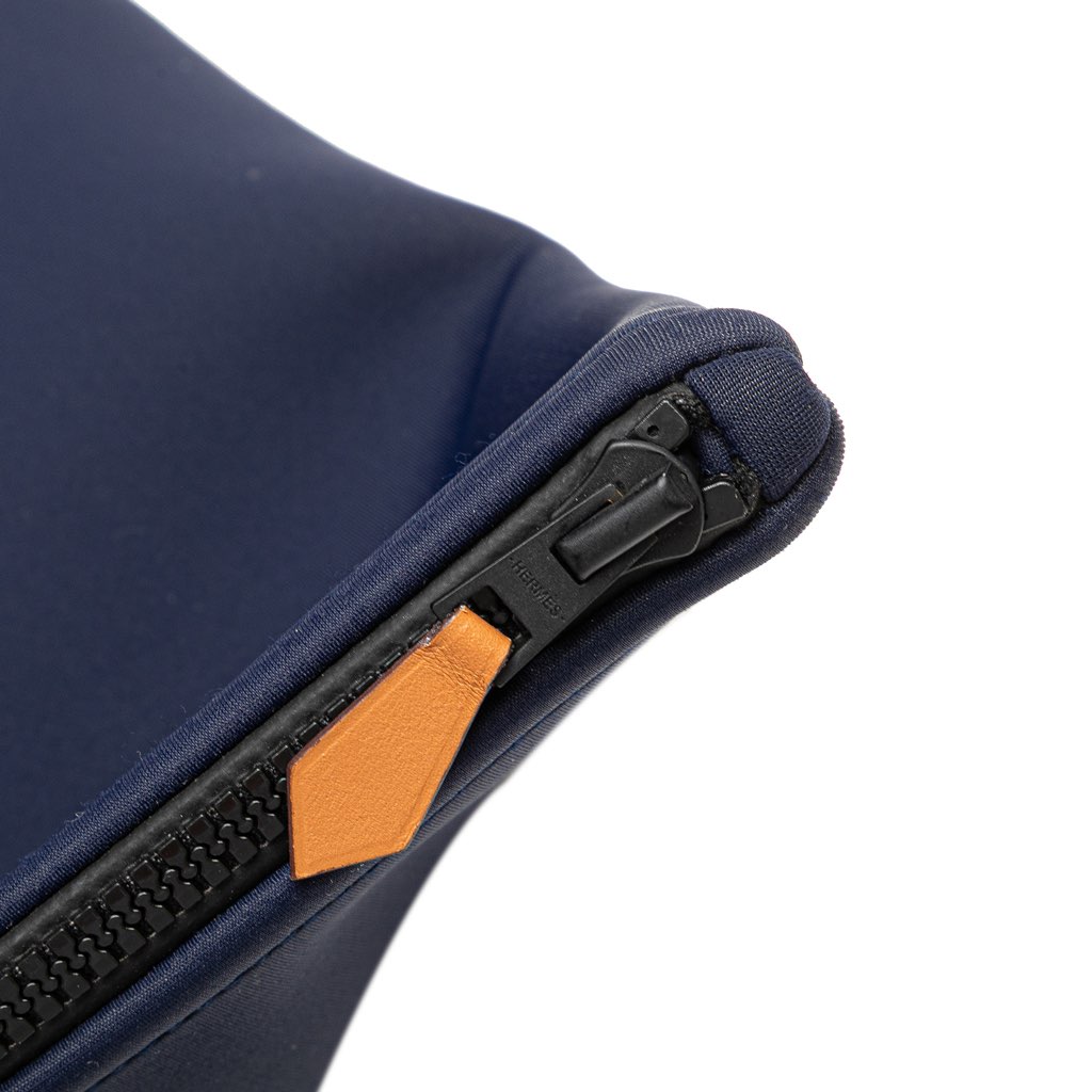 Hermès Medium Neoprene Neobain Case - Image 10