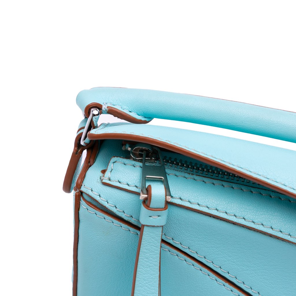Loewe Nano Calfskin Puzzle Satchel - Detail 1