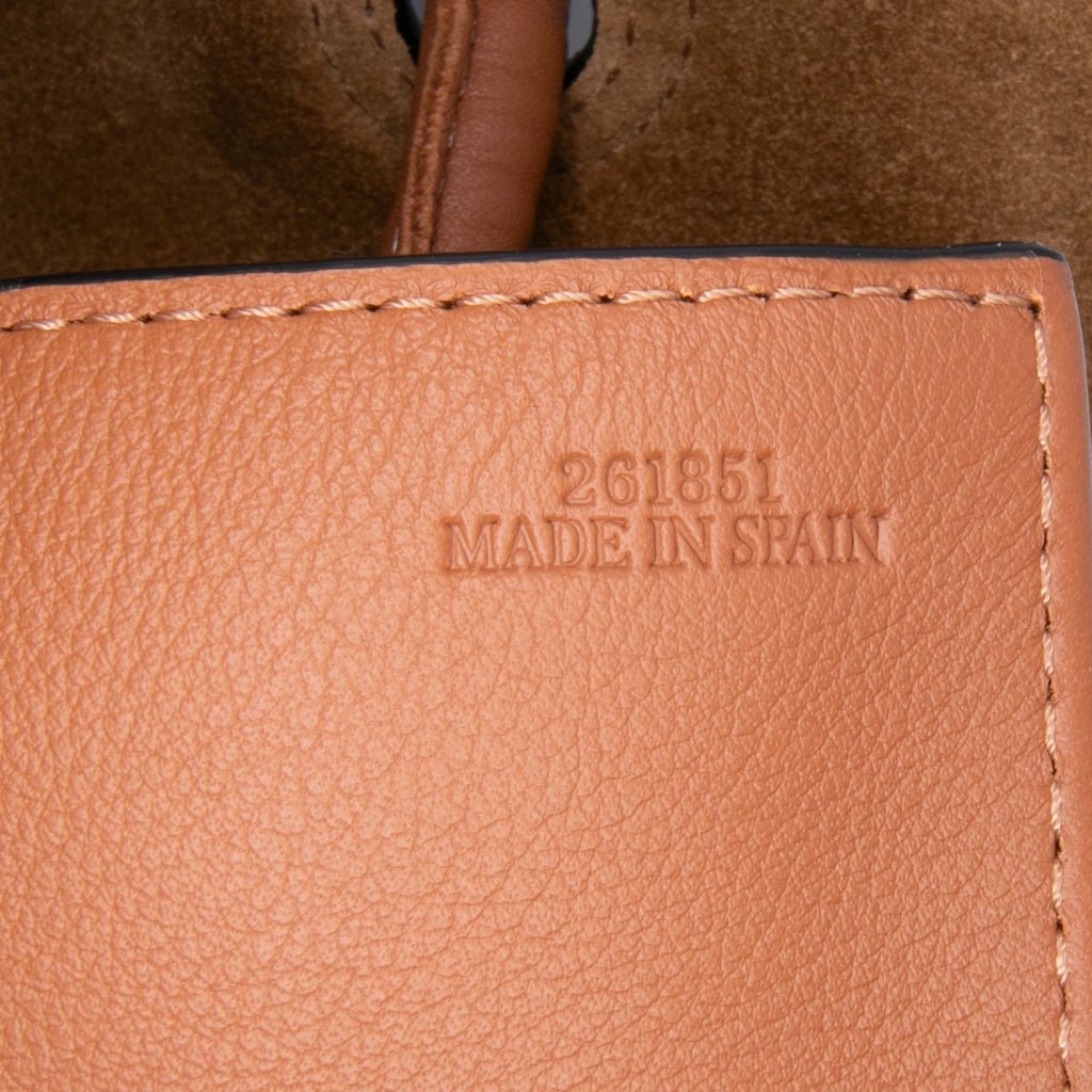 Loewe Medium Canvas Flamenco Knot Tote - Detail 1