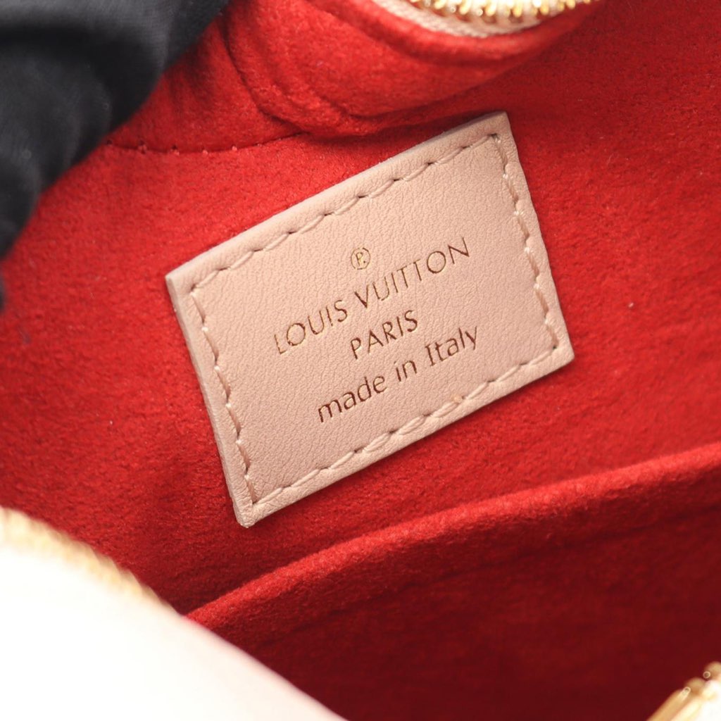 Louis Vuitton Monogram Embossed Lambskin Fall In Love Sac Coeur - 4