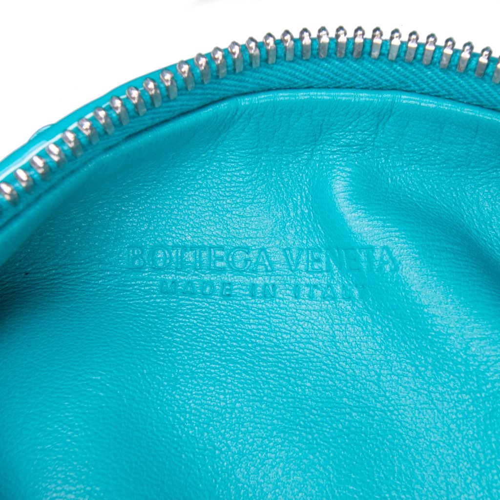 Bottega Veneta Mini Patent Intrecciato Jodie - Side view