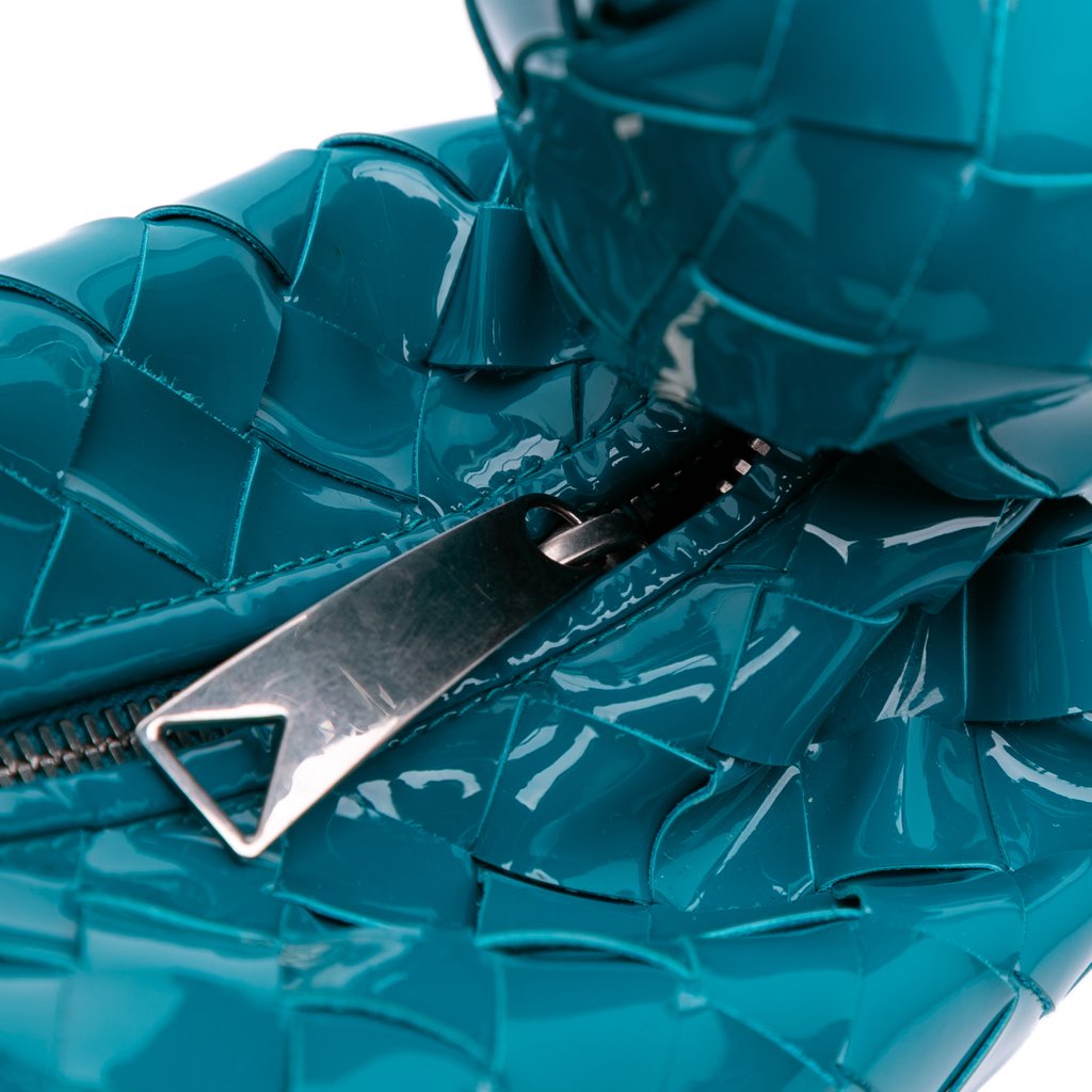 Bottega Veneta Mini Patent Intrecciato Jodie - Image 10