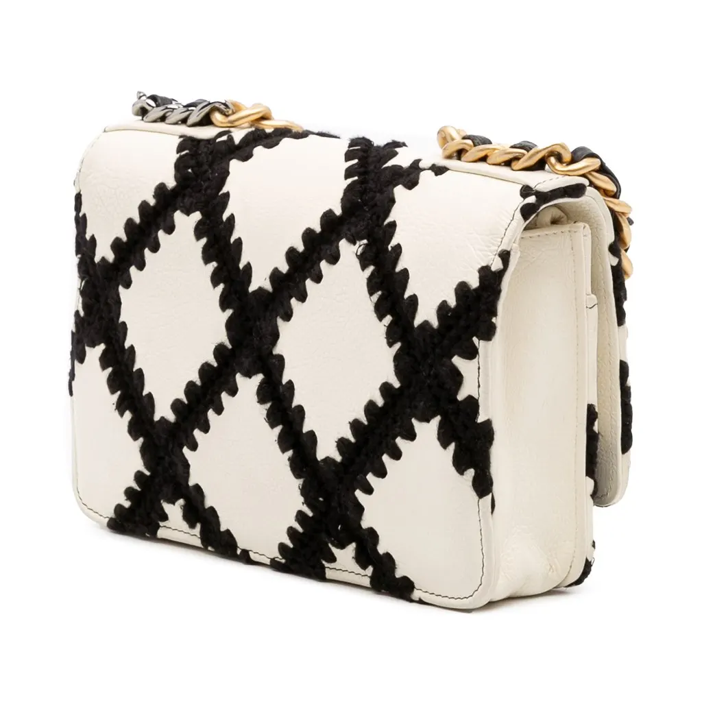 Chanel Calfskin Crochet 19 Wallet On Chain White Leather Good - Back View