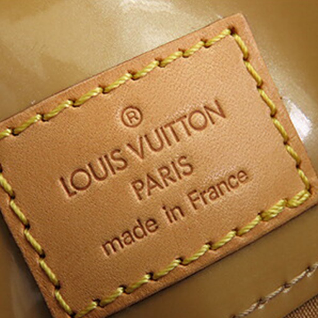 Louis Vuitton Monogram Vernis Reade PM - Side view