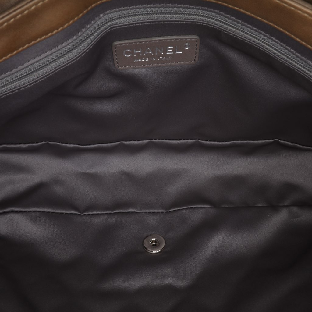 Chanel Jumbo Quilted Lambskin Coco Rain Flap - 4