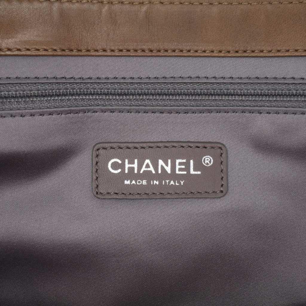 Chanel Jumbo Quilted Lambskin Coco Rain Flap - 5