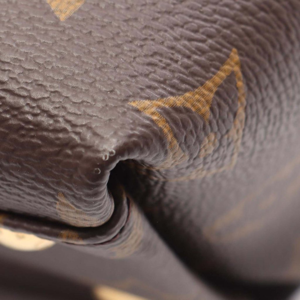 Louis Vuitton Monogram V Tote BB - Side view