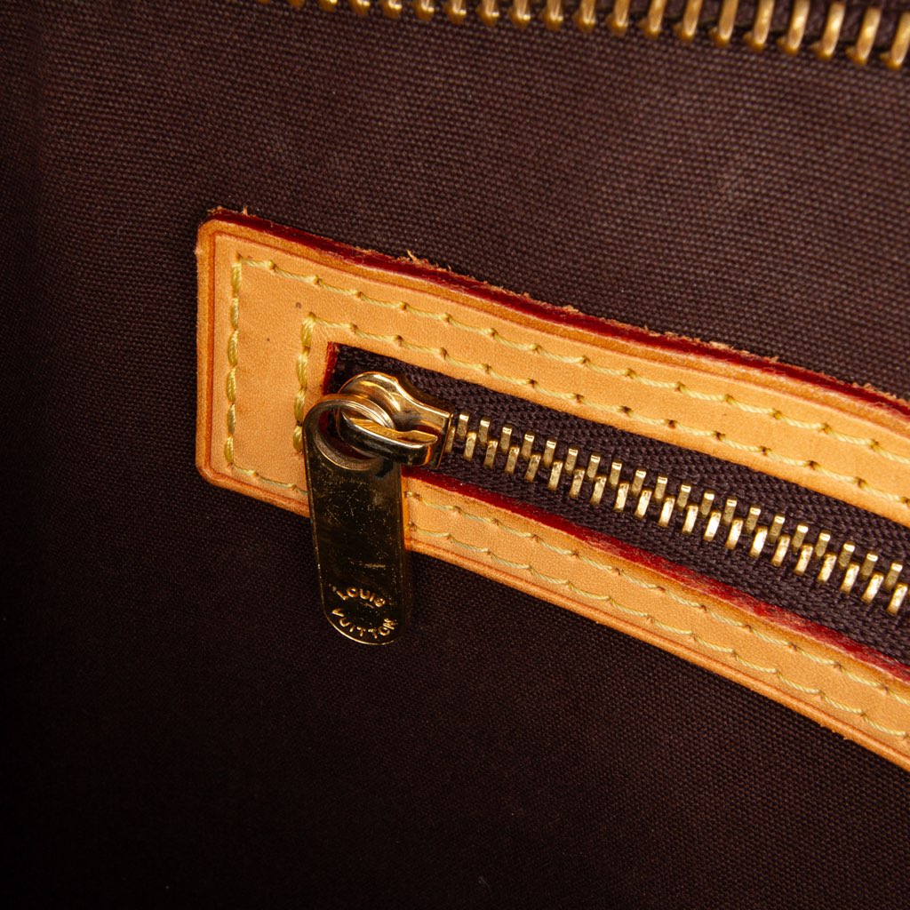 Louis Vuitton Monogram Vernis Brea MM - Detail 2