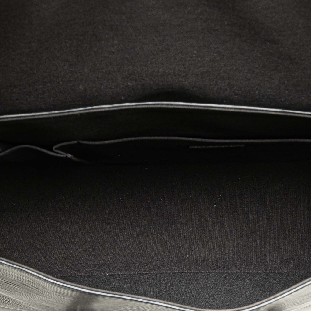 Louis Vuitton Epi Segur MM - 4