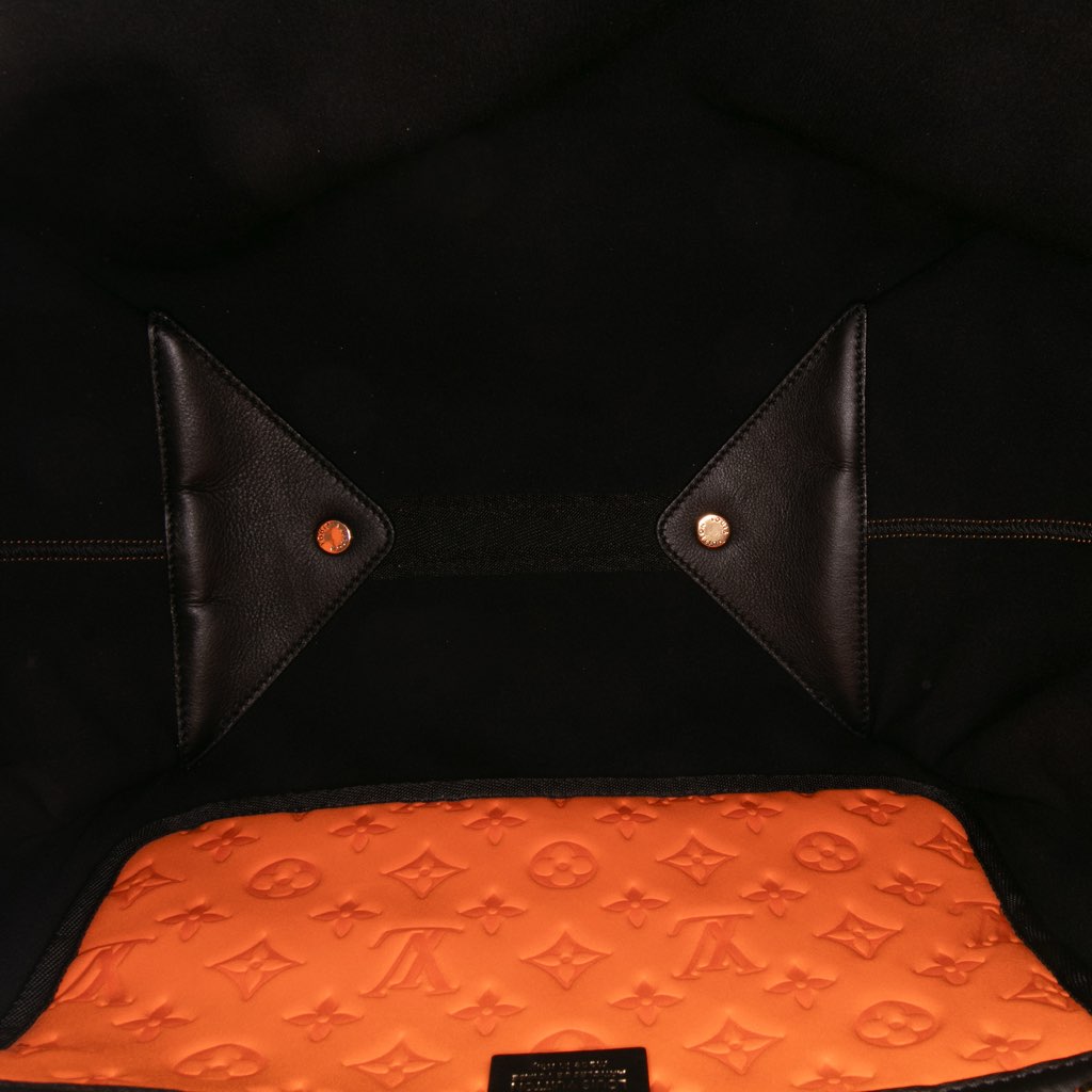 Louis Vuitton Monogram Embossed Neoprene Scuba MM - 4