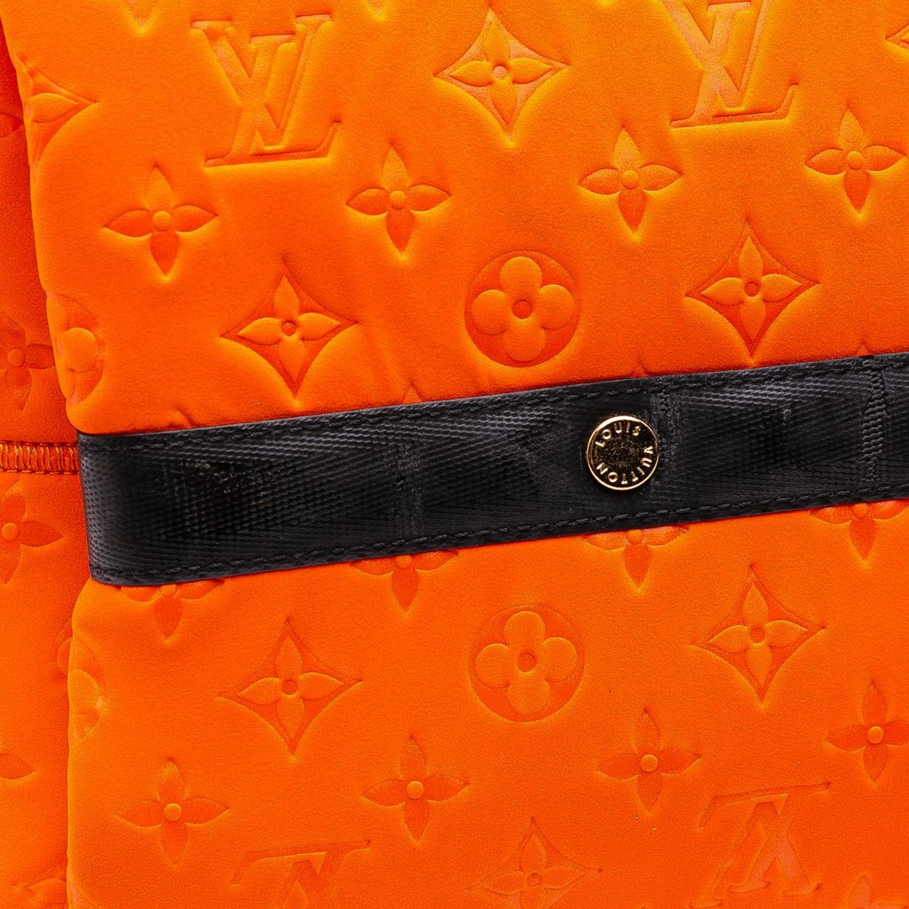 Louis Vuitton Monogram Embossed Neoprene Scuba MM - Image 10