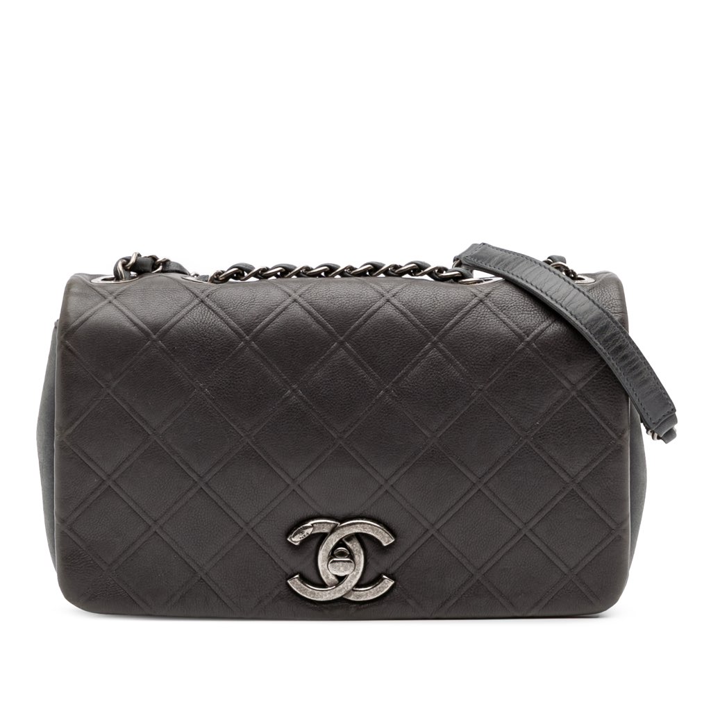 Chanel Paris Edinburgh Medium Diamond Embossed Calfskin New Chic Flap