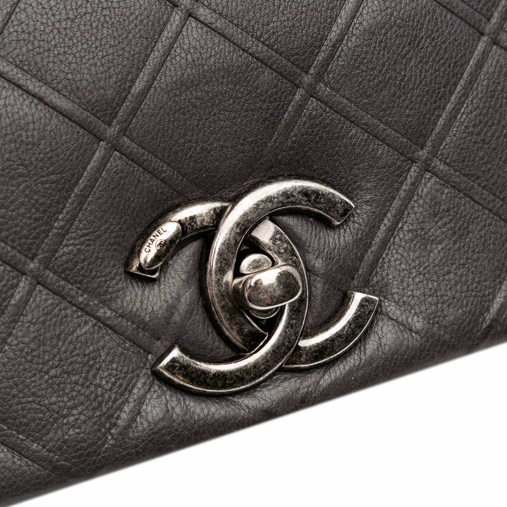 Chanel Paris Edinburgh Medium Diamond Embossed Calfskin New Chic Flap - Image 12