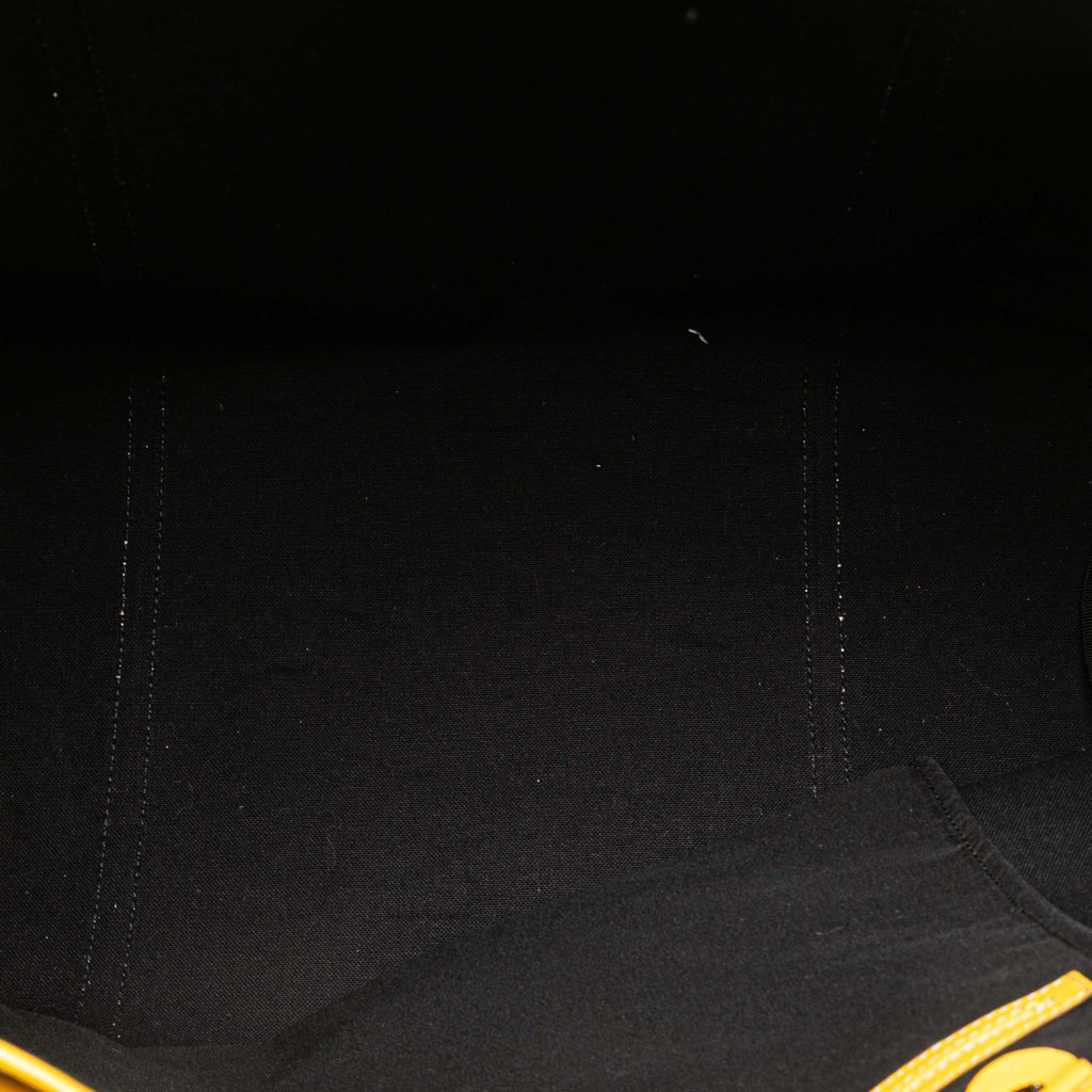 Gucci Medium GG Supreme Joy Tote - 4