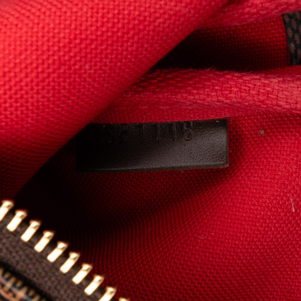 Louis Vuitton Damier Ebene Mini Pochette Accessoires - Detail 1