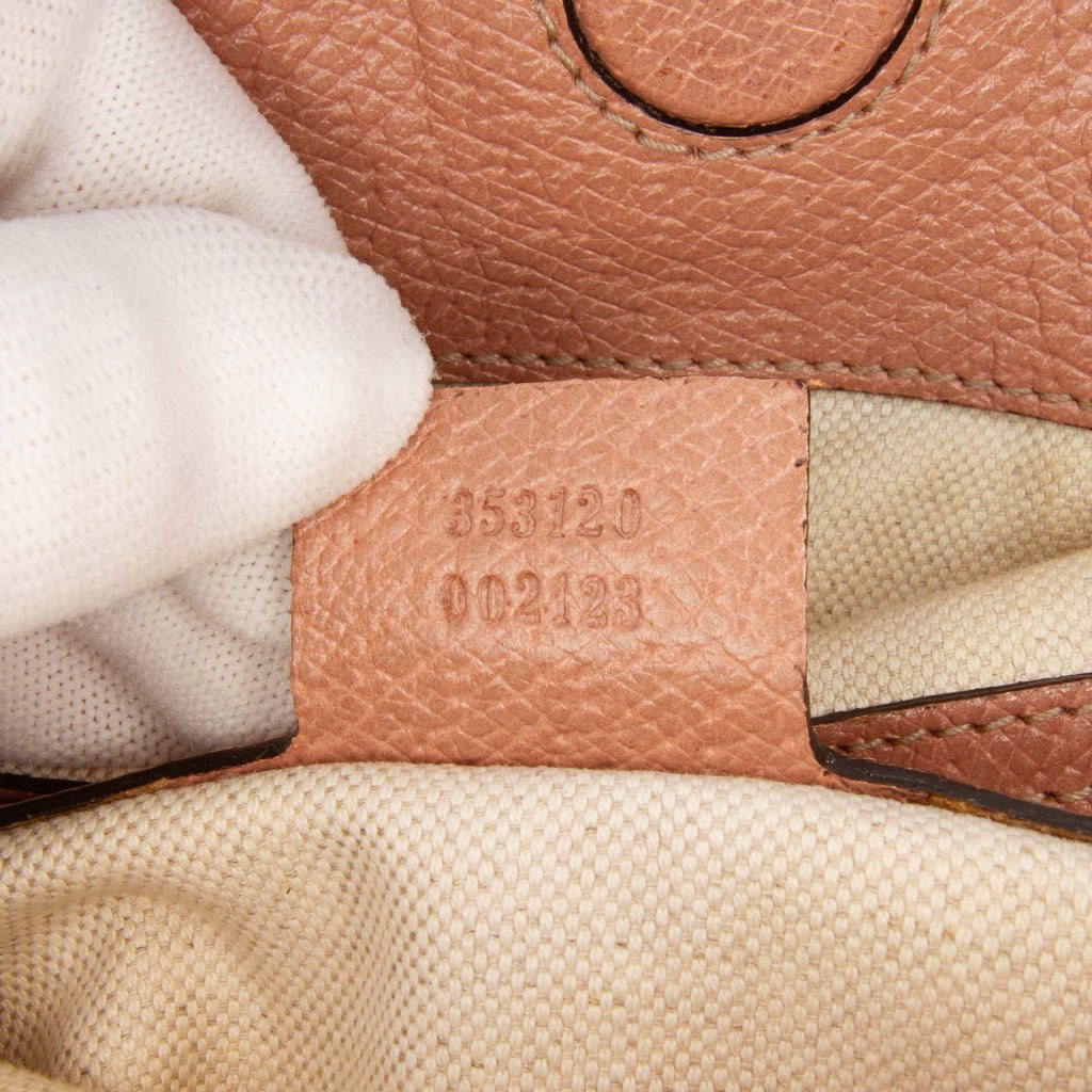 Gucci Medium GG Canvas Bree Satchel - Detail 1