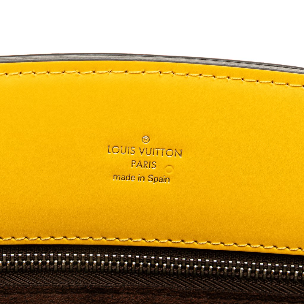 Louis Vuitton Epi Phenix PM - Side view