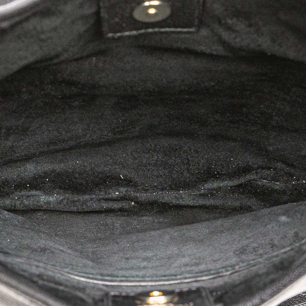 Yves Saint Laurent Ruffled Leather Saint Tropez Hobo - 4