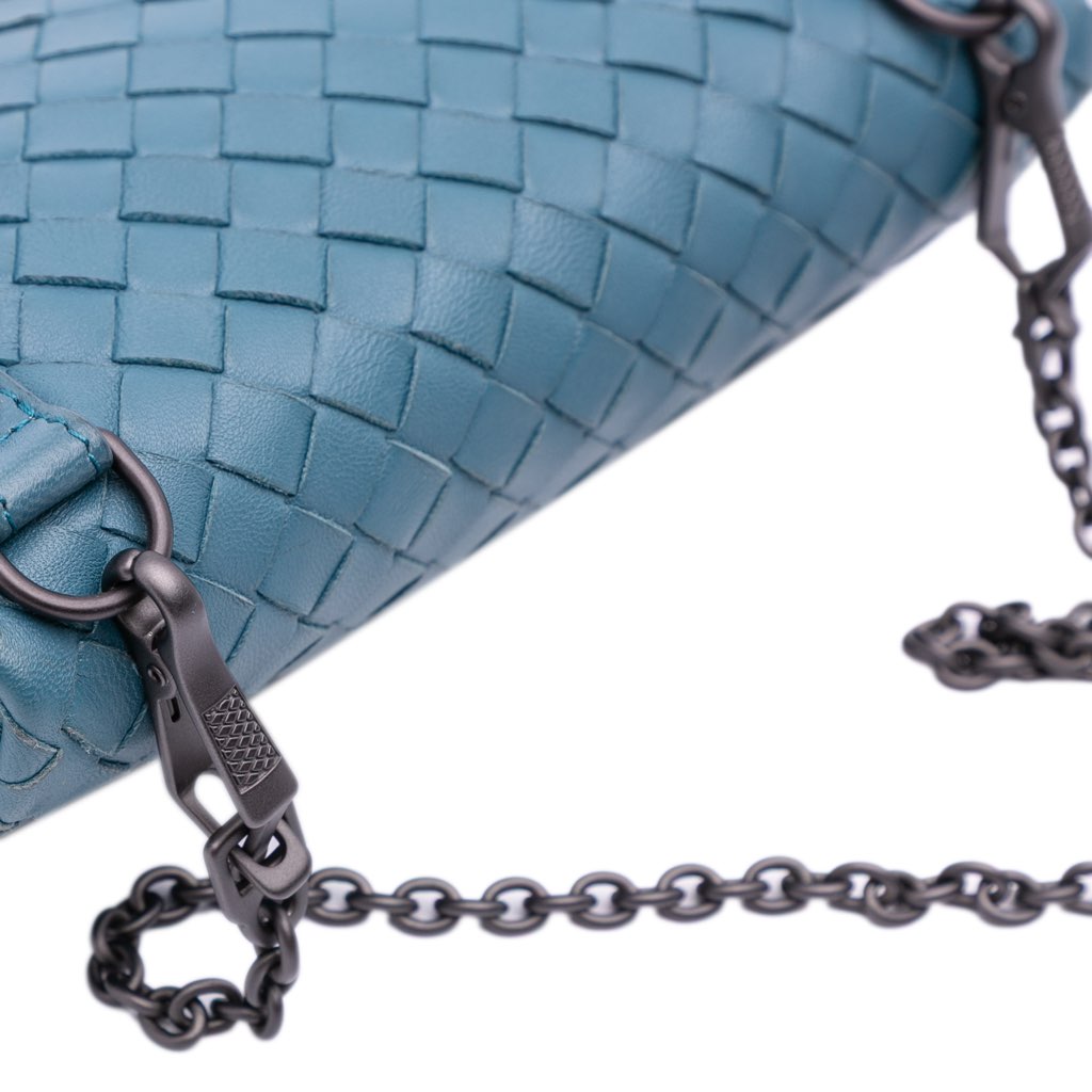 Bottega Veneta Mini Nappa Intrecciato Expandable Chain Crossbody - Image 10