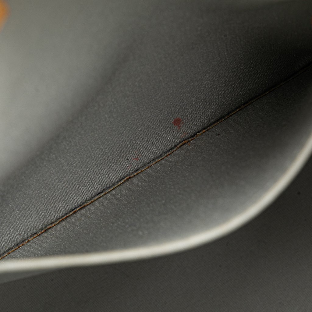 Louis Vuitton Monogram Vernis Brentwood - Side view