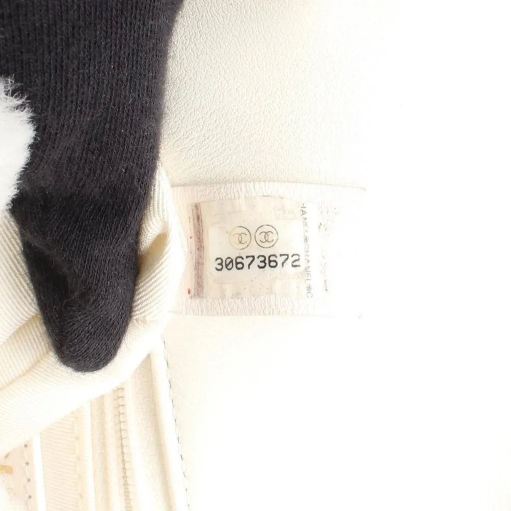 Chanel CC Quilted Shearling Padded Chain Flap White Good - Box View