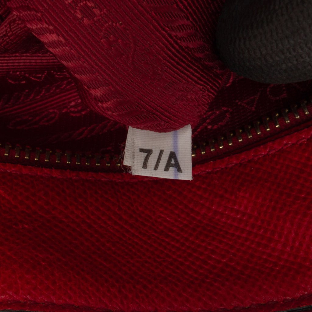 Prada Medium Saffiano Dome Satchel - Detail 1