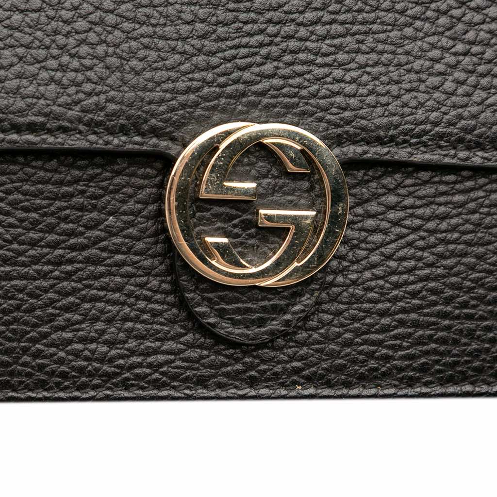 Gucci Leather Interlocking G Dollar Wallet on Chain - Detail 2
