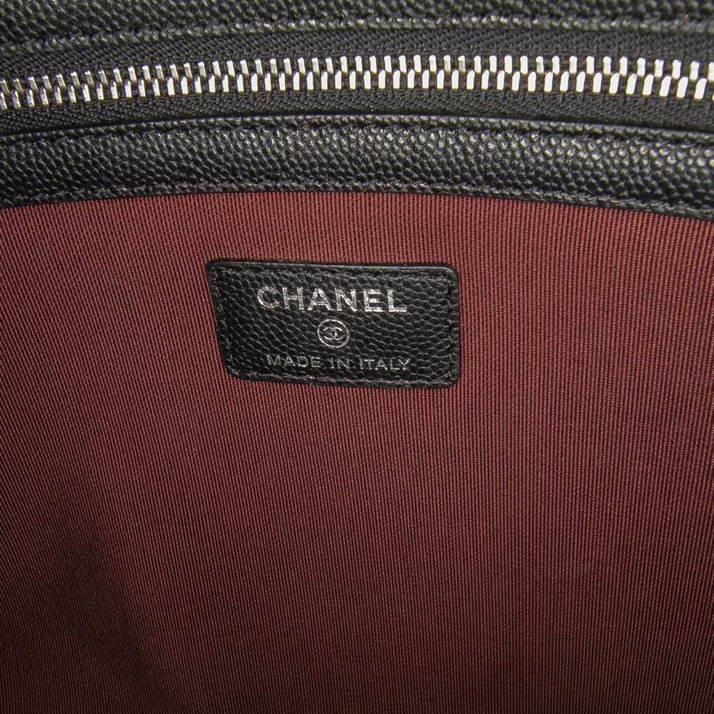 Chanel Large Chevron Caviar O Case Clutch - 5