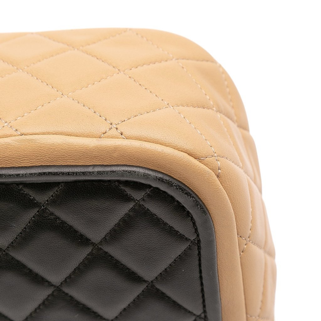 Chanel Jumbo Classic Bicolor Lambskin Twist Flap - Detail 2
