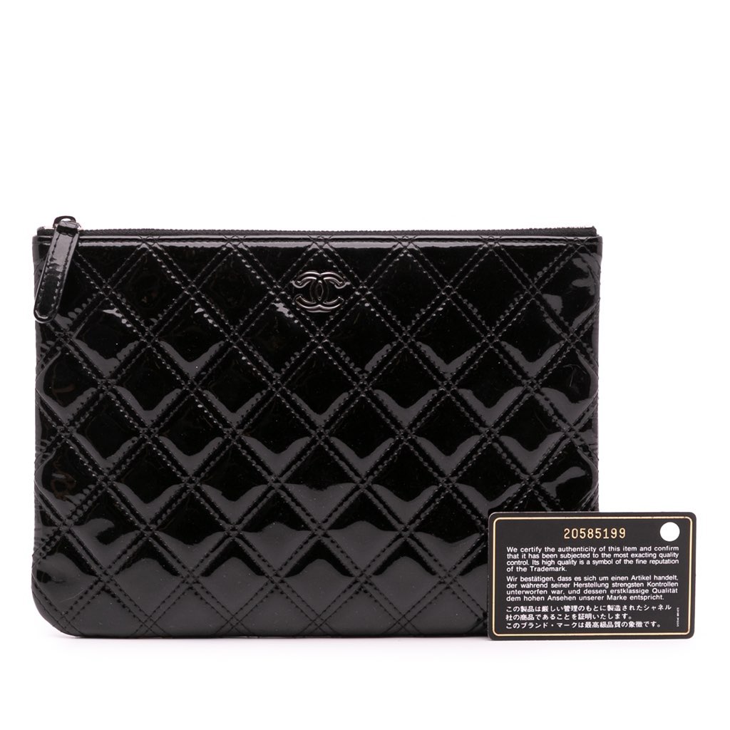 Chanel Medium Quilted Patent O Case Clutch - Image 13